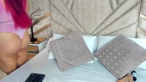 Emely online show from April 15, 4:57 am