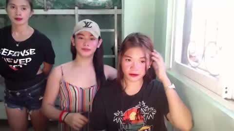 emerald_fuck123 online show from February 24, 8:35 am