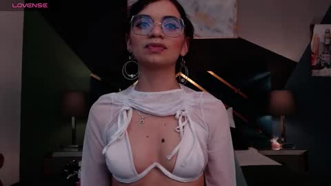 Danna online show from February 18, 3:21 am