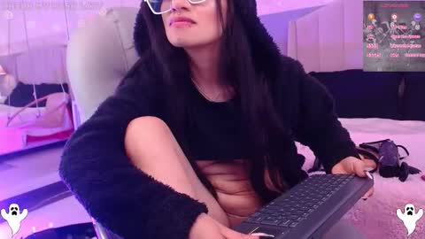 Danna online show from October 10, 2:05 am