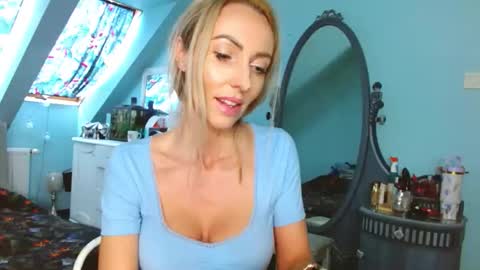 Emila online show from April 24, 10:51 am