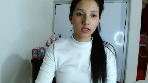 emili riders online show from February 13, 7:35 am