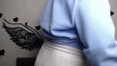 EmiliaGree online show from November 21, 8:22 pm