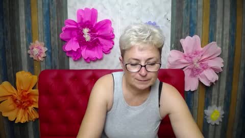 Snapshot of emiliagree chatting on September 24, 6:07 pm EmiliaGree online show from September 24, 6:07 pm