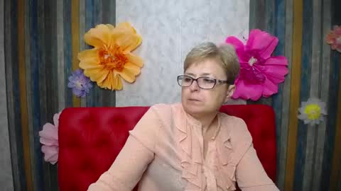 EmiliaGree online show from May 6, 6:23 pm
