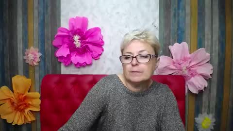 Snapshot of emiliagree chatting on October 4, 6:34 pm EmiliaGree online show from October 4, 6:34 pm