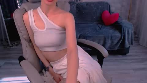 Emily online show from March 18, 6:29 am