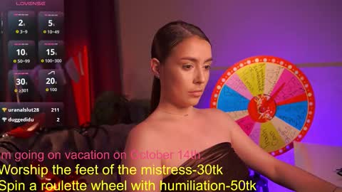 Snapshot of emiliyaroude chatting on October 8, 1:26 pm Emiliya online show from October 8, 1:26 pm