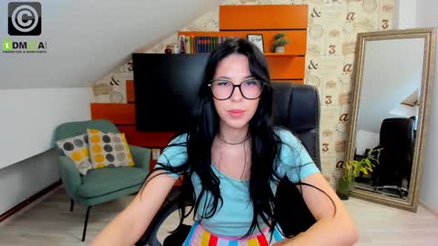 EmillyTaylor online show from January 28, 4:50 am