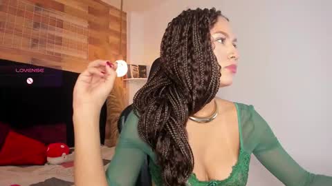 emily_brown04 online show from October 6, 11:38 am