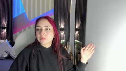 Emily online show from November 16, 4:40 pm