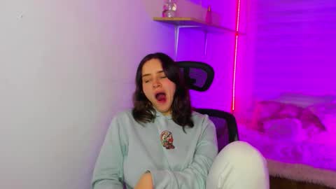 emily_lindey online show from November 29, 3:43 am