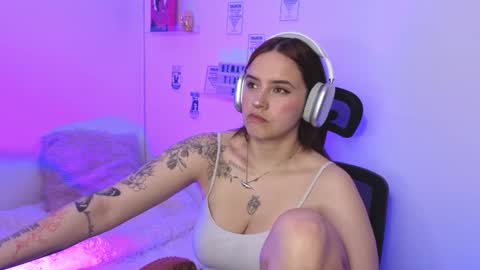 Emily Lindey online show from February 24, 6:56 am