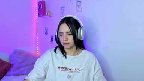 Emily Lindey online show from March 7, 7:04 am