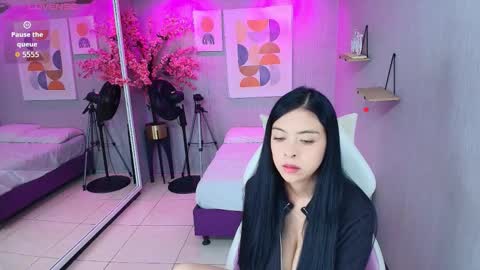 Emily osman online show from February 27, 1:11 pm