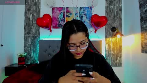 emily_sc online show from February 15, 10:43 pm