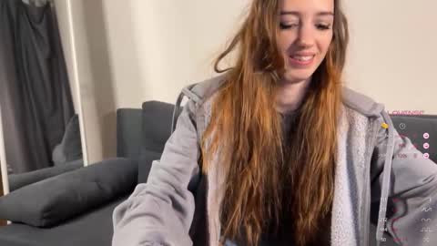 Lia online show from November 29, 7:23 am