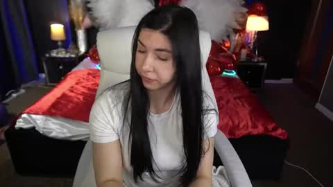 Emy online show from February 6, 7:34 am