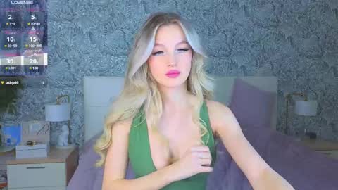 emilydancee online show from March 1, 2:48 am