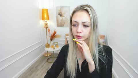 Emily online show from April 8, 7:49 pm