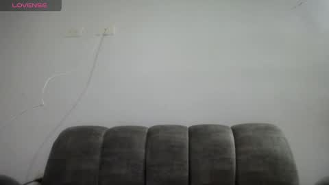 Emilyhines online show from April 22, 2:52 am