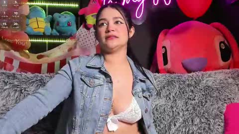 Emily Jhonson online show from February 22, 1:34 pm