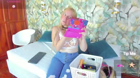 Summer 3 online show from January 21, 9:04 pm