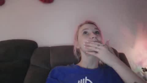 emilywarren296 online show from November 10, 2:17 am