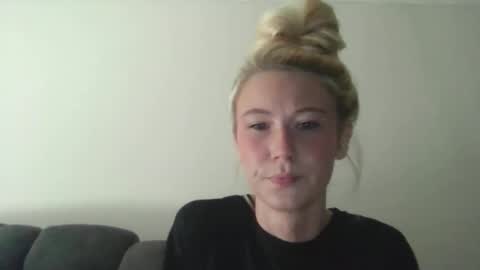 emilywarren296 online show from October 23, 4:02 pm