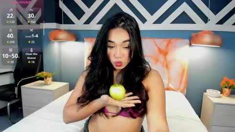 Emily  online show from October 17, 12:08 pm