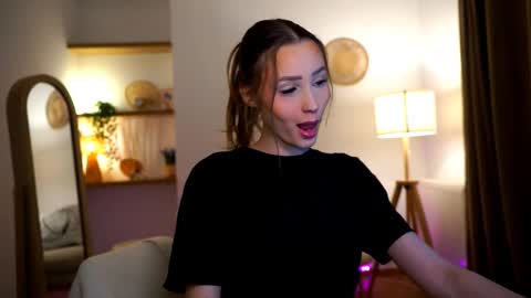 Your Emma online show from January 29, 12:33 am