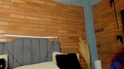 Hey Im EmmaHelp me reach 100 likes online show from June 27, 7:09 pm