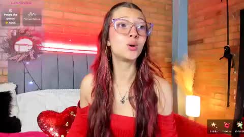 Hey Im EmmaHelp me reach 100 likes online show from July 2, 9:10 pm