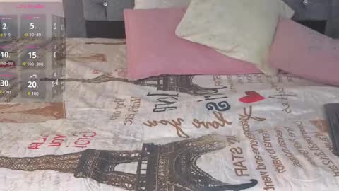 Emma online show from October 12, 11:29 pm