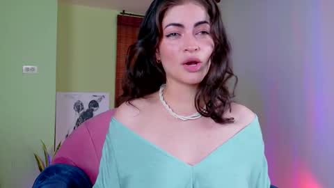 Emma online show from November 26, 4:19 pm