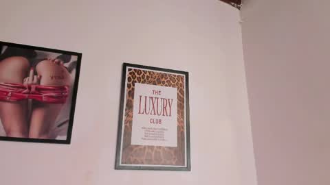 emma_jonness online show from April 15, 6:52 pm