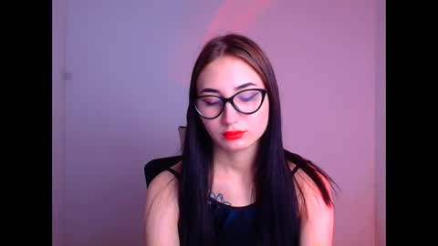 Emma online show from January 28, 7:00 pm