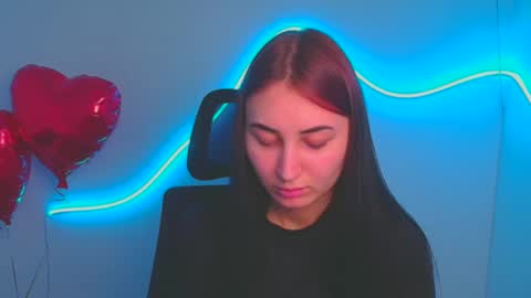 Emma online show from March 2, 9:19 pm