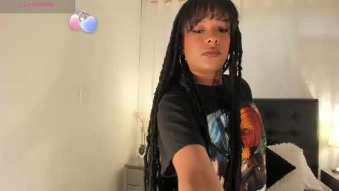 Im Emma online show from February 3, 7:18 pm