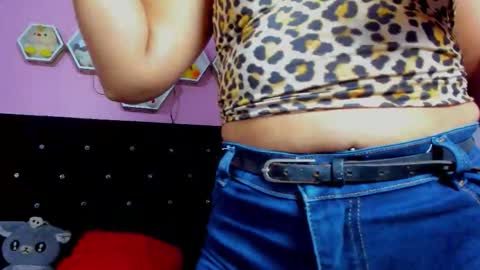 emma_miller24 online show from January 17, 2:57 pm