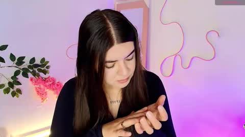 Emma online show from March 1, 12:32 am