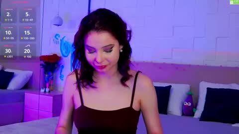 Snapshot of emma_plux chatting on September 20, 8:23 am Emma online show from September 20, 8:23 am