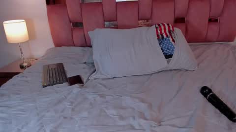 emma_saenz01 online show from December 19, 4:13 am