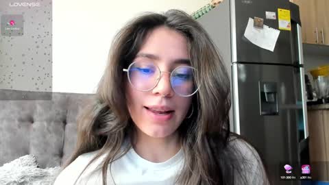 Emma online show from December 12, 6:21 pm