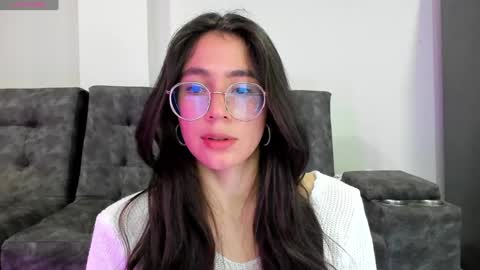 Emma online show from January 29, 1:48 am