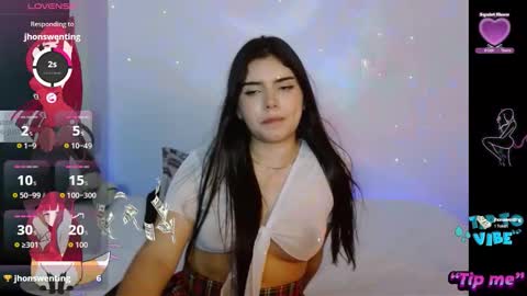Snapshot of emma_yui19 chatting on September 25, 12:21 am emma online show from September 25, 12:21 am