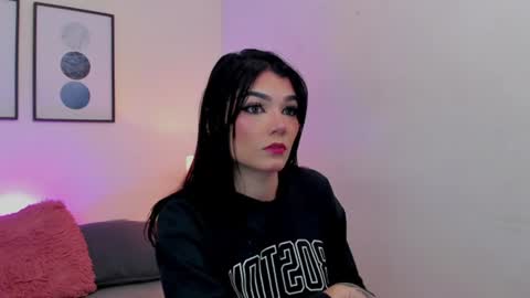 Emma  online show from June 12, 10:07 pm