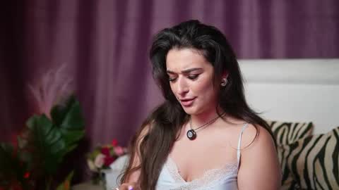  Emma  online show from May 28, 7:45 pm