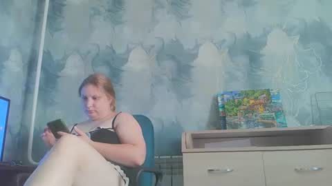 emmamelody online show from September 21, 8:46 am