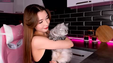 Emma online show from February 21, 6:40 am